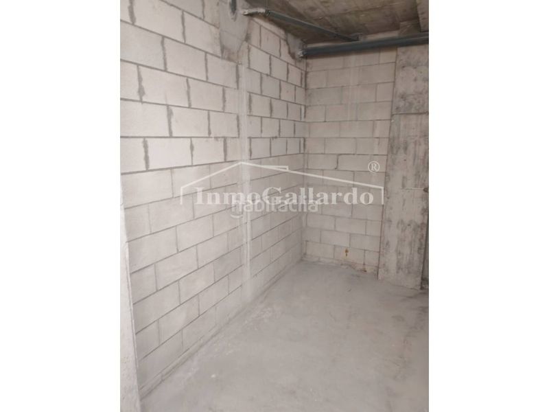 Foto bb133fc2-fb6e-46cf-a50f-cce17095bca4. Dúplex amb aparcament piscina a Limonar Málaga