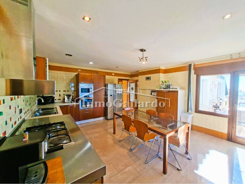 Foto ff0c3257-d6c9-4265-ba06-5a3a88f11c20. Xalet amb aparcament piscina a Cerrado de Calderón - Hacienda Paredes Málaga