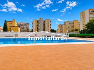 Pis  Calle duque de ahumada. Vive a un paso del mar en torre del mar
