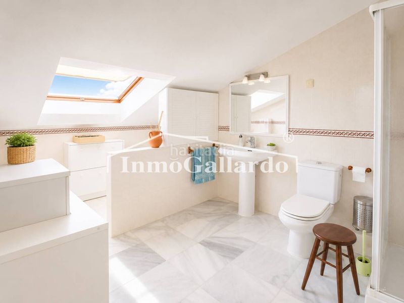 Foto 150b5f93-b571-4339-b220-601896a041d2. Casa adossada amb aparcament piscina a Pedregalejo - Morlaco Málaga