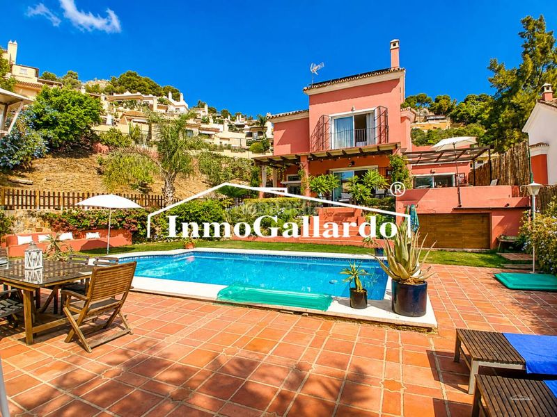 Foto 7f1ab1bb-c467-4e16-95c0-7252875b898c. Xalet amb calefacció aparcament piscina a Pinares de San Antón Málaga