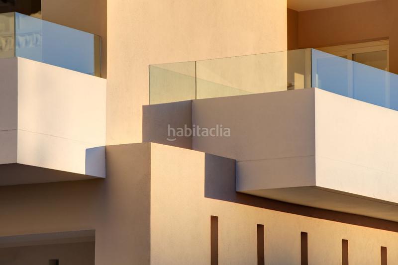 Foto a3deefdf-ef82-4632-8cc4-9be075f1cfd5. Appartement avec parking piscine dans Nueva Andalucía centro Marbella