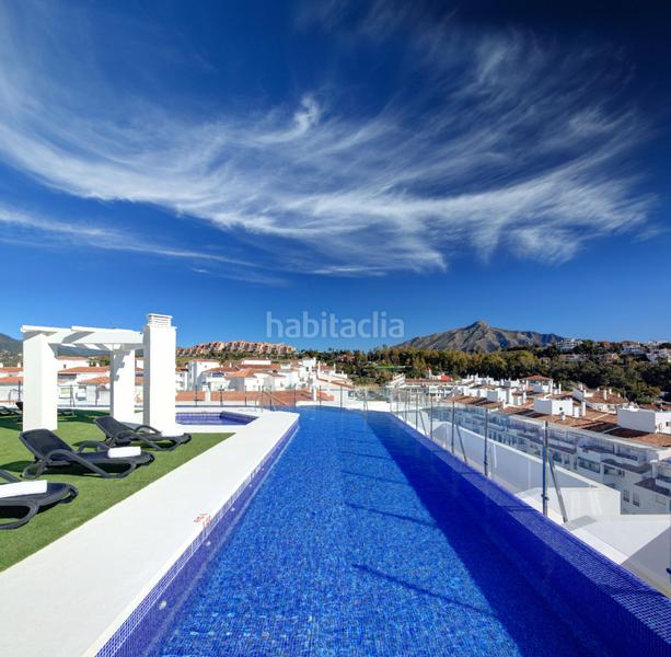 Foto ba85a68b-bb06-43a0-bbf8-97465edd4db5. Appartement avec parking piscine dans Nueva Andalucía centro Marbella