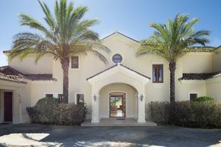 Casa a Puerto de Sotogrande-La Marina. Una impresionante villa de 5 dormitorios en la prestigiosa sotog