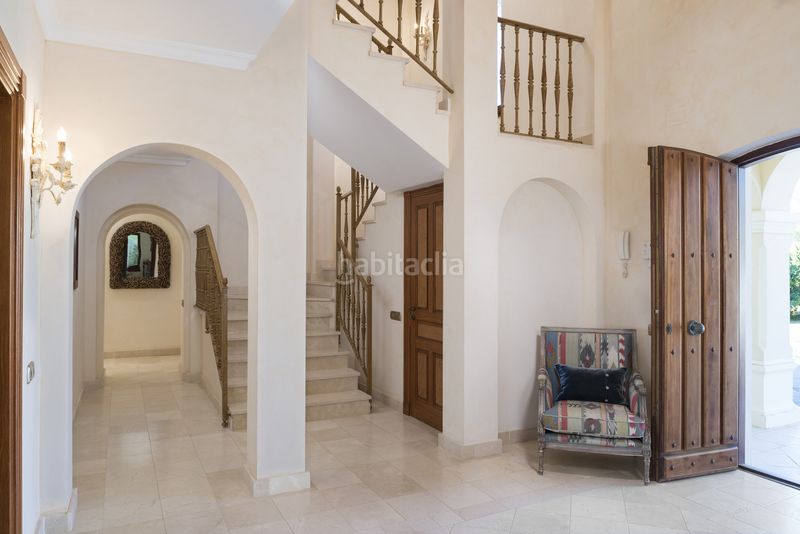 Foto b02cd185-a26d-4944-b3d8-22d0bd4873c3. Casa amb calefacció aparcament piscina a puerto de Sotogrande-la marina Sotogrande