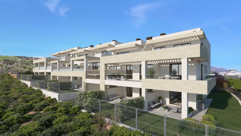 Foto 576359f0-9e6b-45ea-941f-0aefe7e0a1c7. Apartament amb aparcament piscina a Centro Estepona