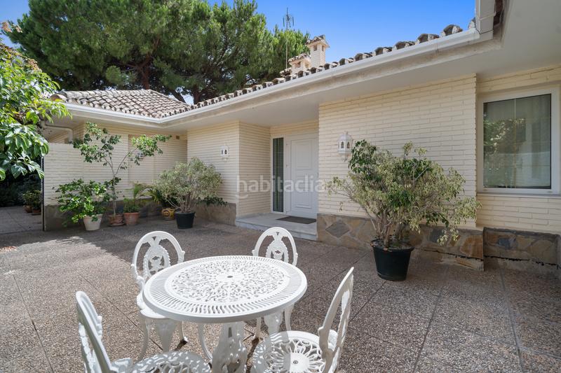 Foto a2a3173b-ea2e-4572-84bd-d07fc014b3d7. Casa con riscaldamento parcheggio piscina in Guadalmina Alta Marbella