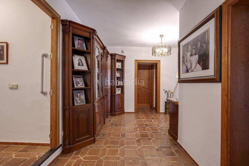 Foto 3794088d-c568-4776-bfdd-3e3031237b84. Casa amb aparcament piscina a Guadalmina Alta Marbella