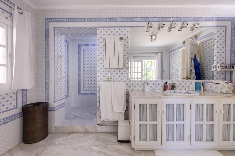 Foto 3d3ce61b-8bab-400b-a180-8b345836b77a. Casa amb aparcament piscina a Guadalmina Alta Marbella