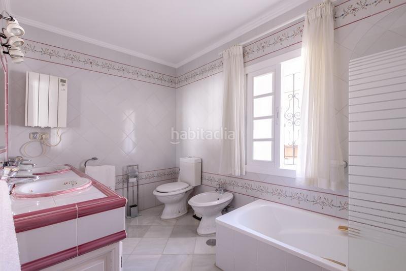 Foto 58540b6c-7067-4981-9b73-e024fce61f4d. Casa amb aparcament piscina a Guadalmina Alta Marbella