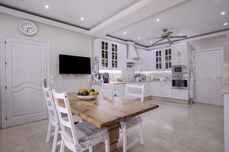 Foto 8fa6672b-a832-42c3-99cc-7e288ac710a3. Casa amb aparcament piscina a Guadalmina Alta Marbella