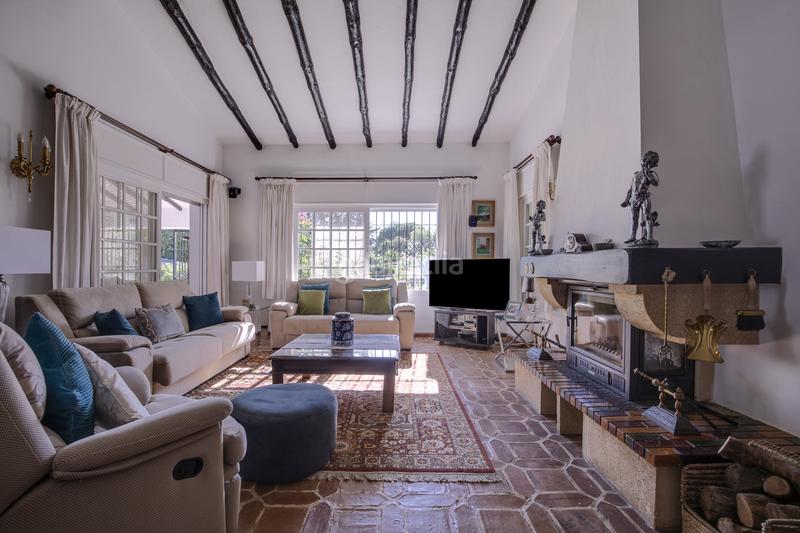 Foto c0e39d56-4d39-4417-979f-cfbf26a93c54. Casa amb aparcament piscina a Guadalmina Alta Marbella