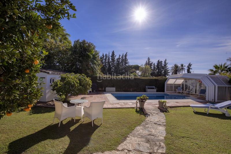 Foto ce5040bc-2bef-41f2-a774-d84c3f95f8a9. Casa amb aparcament piscina a Guadalmina Alta Marbella