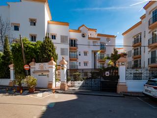Apartament en Puerto Bans. Apartamento en segunda planta con primera lnea de la playa en l