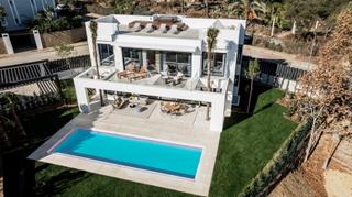 Maison à Nueva Atalaya. Nueva villa de lujo de estilo moderno, 4 dormitorios, 5 baños di
