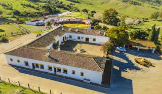 Masía en San Martín del Tesorillo. Gran finca cortijo, 7 dormitorios, 7 baños, 350 hectáreas de luj