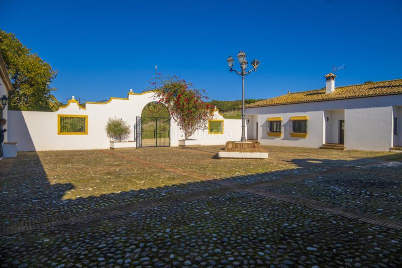 Foto c649f670-0ec9-49e5-b135-15f71b3abadc. Masía gran finca cortijo, 7 dormitorios, 7 baños, 350 hectáreas de lujo viviendo con infinitas posibilidades, . en San Martín del Tesorillo