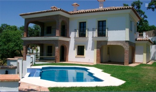 Casa a Casares pueblo. Villa de campo, 4 dormitorios, 4 cuartos de baño, situado en el