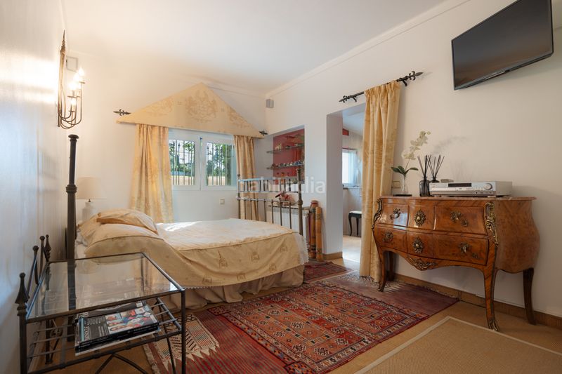 Foto 508909b2-43f2-477b-9fa0-3e414e34fad6. Casa amb calefacció aparcament piscina a Guadalmina Alta Marbella