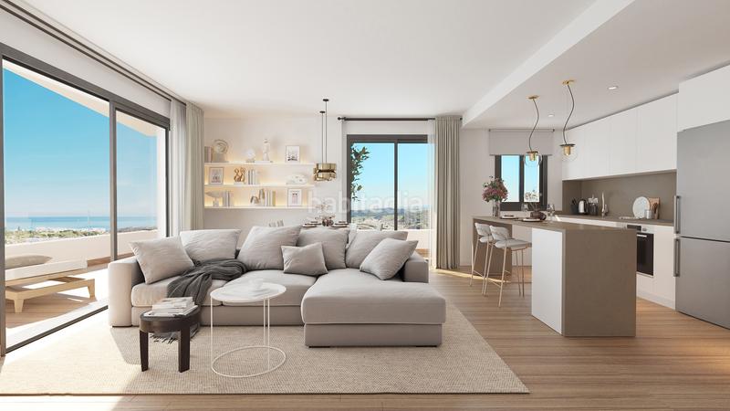 Foto 4afd4f4d-028b-4b39-8451-26ad80f72ca4. Apartamento nuevo desarrollo, uno 80 suites está situado en una de las parcelas más privilegiadas , construcción de estilo mediterr en Estepona
