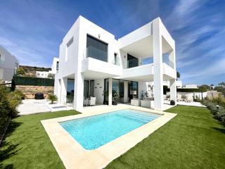 Maison à Chullera. Villa moderna, luminosa y espaciosa, 4 dormitorios, 4 baños en l