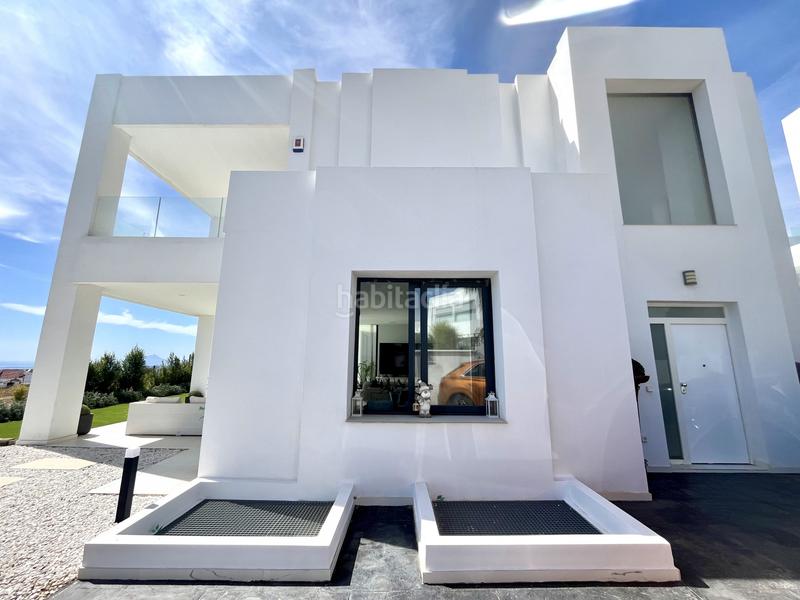 Foto fcb2d66e-4353-49c8-bb1a-5bbb999b9989. Casa amb aparcament piscina a Chullera Manilva