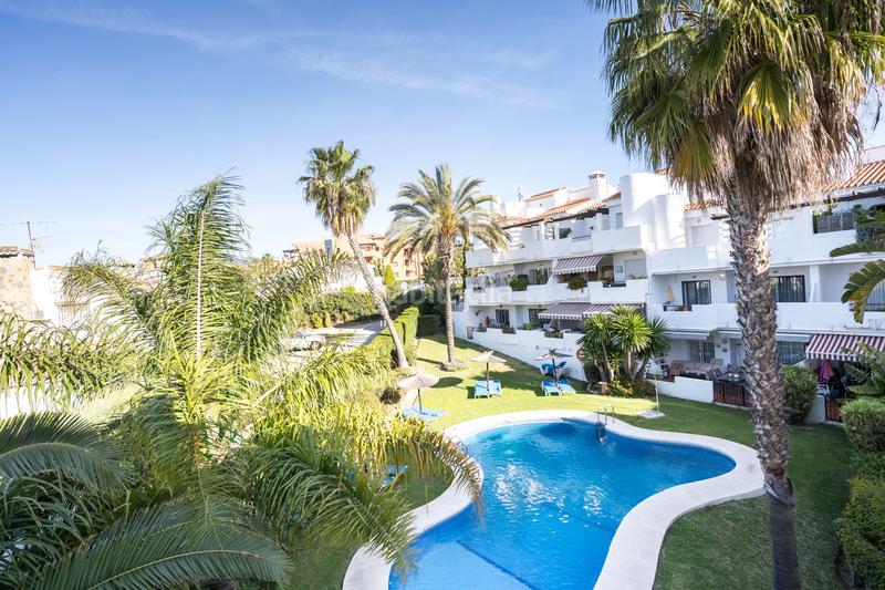 Foto d1fc2d53-63db-4f3d-aa0d-009e6fd7e889. Ático elegante, amplio y soleado ático, 3 dormitorios, 2 baños, listo para entrar, en la ubicación privilegiada de belair, . en Estepona