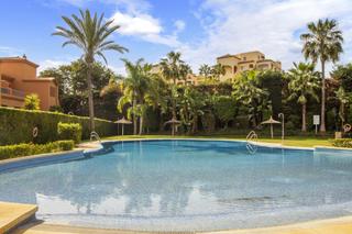 Apartament a Centro. Amplio apartamento de 2 dormitorios, 2 baños, idealmente situado