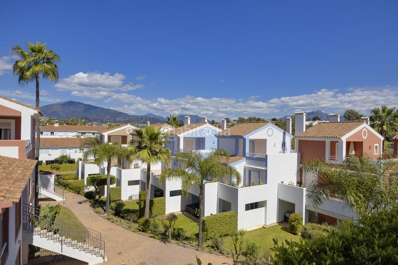 Foto 12d51fdd-9760-4b14-aeb6-abd6079a1d83. Apartamento encantador, moderno, planta baja, 2 dormitorios, 2 baño apartamento, situado en cortijo del mar, . en Estepona