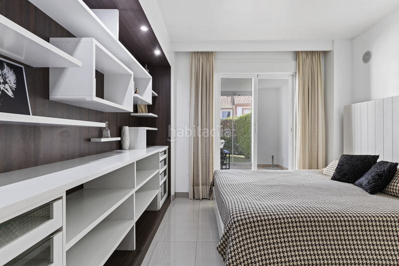Foto 4abdbc90-18c4-41d5-8fc3-74050e8a56e5. Apartamento encantador, moderno, planta baja, 2 dormitorios, 2 baño apartamento, situado en cortijo del mar, . en Estepona