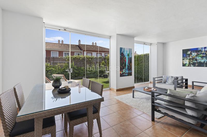 Foto 6a325a43-a593-40a6-96de-c221e709da96. Apartamento encantador, moderno, planta baja, 2 dormitorios, 2 baño apartamento, situado en cortijo del mar, . en Estepona