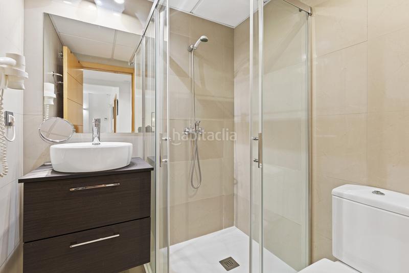 Foto a5c79f23-de4e-4660-8639-b8a3a03301d0. Apartamento encantador, moderno, planta baja, 2 dormitorios, 2 baño apartamento, situado en cortijo del mar, . en Estepona