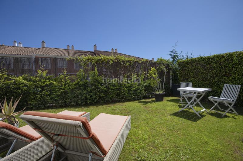 Foto de09d93b-563c-464f-9d0d-00ad6f1f49e7. Apartamento encantador, moderno, planta baja, 2 dormitorios, 2 baño apartamento, situado en cortijo del mar, . en Estepona