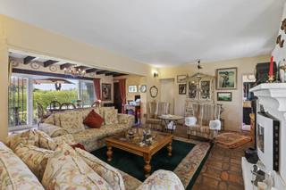 Casa en Guadalmina Alta. Encantadora y rústica villa española, 3 dormitorios, 2 baños con