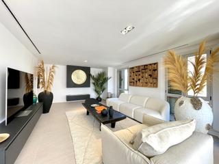 Appartement à Puerto de Sotogrande-La Marina. Prime waterfront living, renovado 3 dormitorios, 3 cuarto de bañ