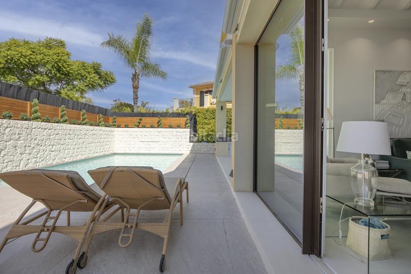 Foto 6133786b-4c60-473c-b0e1-373ba3d51ea0. Casa con piscina in Guadalmina Alta Marbella