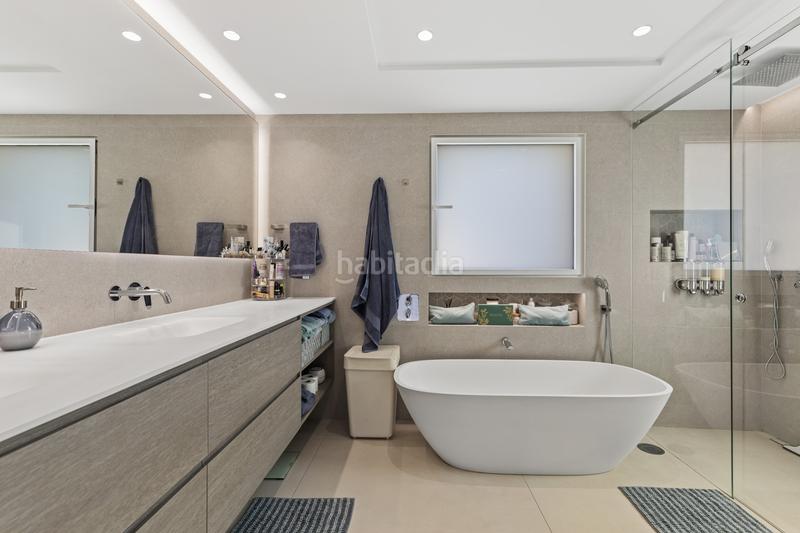 Foto 830f0b8d-b01d-4eea-8333-c4d54e818695. Casa con piscina in Guadalmina Alta Marbella