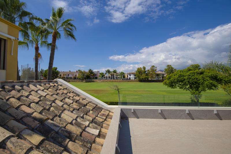 Foto af9c5ee6-f392-4db0-9e5f-06c6c88459a1. Casa con piscina in Guadalmina Alta Marbella