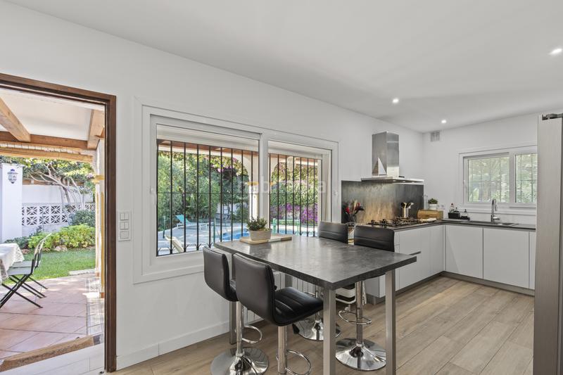 Foto e5c9326c-2253-471b-9ebe-8e80f117fa1b. Casa con riscaldamento parcheggio piscina in Guadalmina Alta Marbella