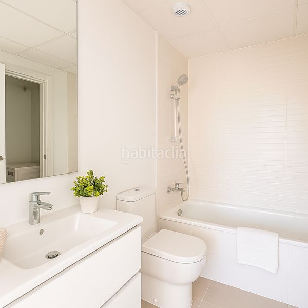 Foto 0850a5a0-97b9-4b42-8cf5-b6edfad3c625. Apartament amb aparcament piscina a Centro Estepona