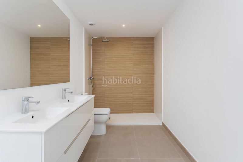 Foto 102b5f76-25c0-4128-9bd0-18a7e40ce658. Apartament amb aparcament piscina a Centro Estepona