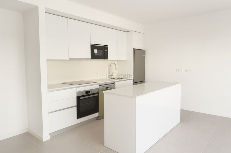 Foto a8cdf5bc-0525-4323-b8c5-2dcf22714bde. Apartament amb aparcament piscina a Centro Estepona