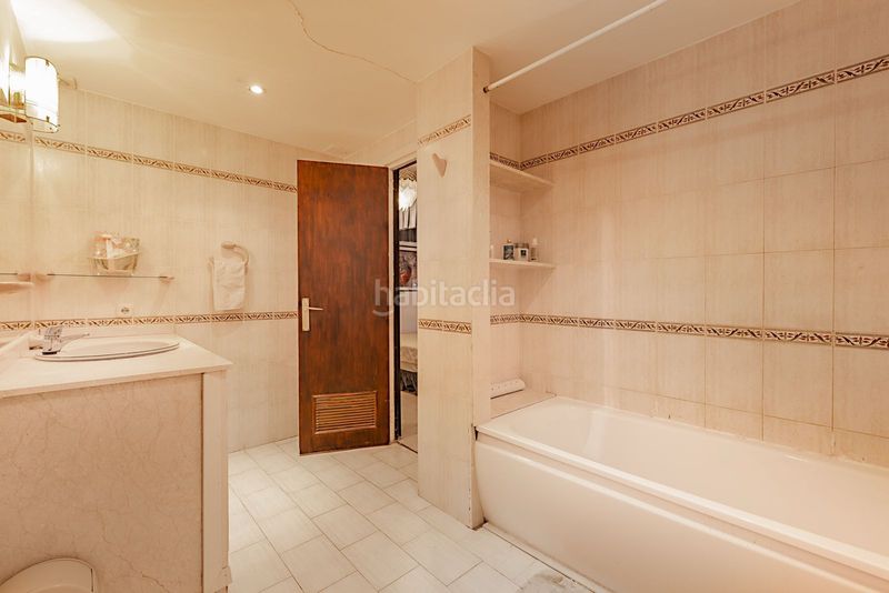 Foto af35a364-1abe-416b-a569-9ea119fe6155. Casa amb piscina a Manilva pueblo Manilva