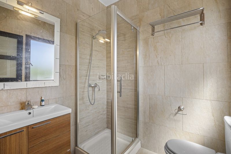 Foto 5b0bdcbe-a463-4ed9-aac8-b23f09362d0d. Casa amb piscina a Bel - Air Estepona