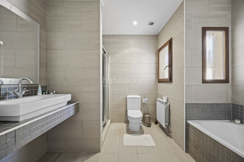 Foto bdfc7a13-1742-4a80-953e-8c5f4d7482f0. Casa amb piscina a Bel - Air Estepona
