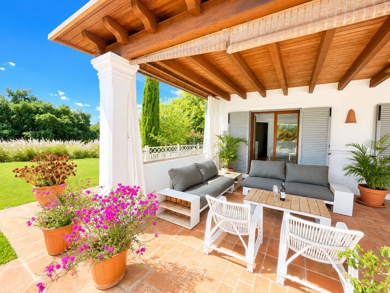 Foto 16838982-5365-45b3-9811-0f537f8de025. Casa amb aparcament piscina a Sotogrande alto Sotogrande