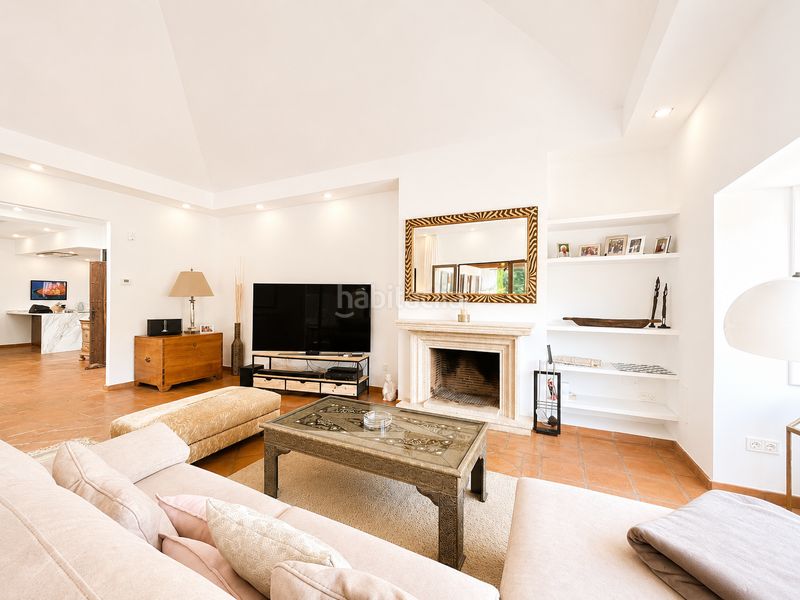 Foto 895560fb-c051-42a7-8297-8910f43e3470. Casa amb aparcament piscina a Sotogrande alto Sotogrande