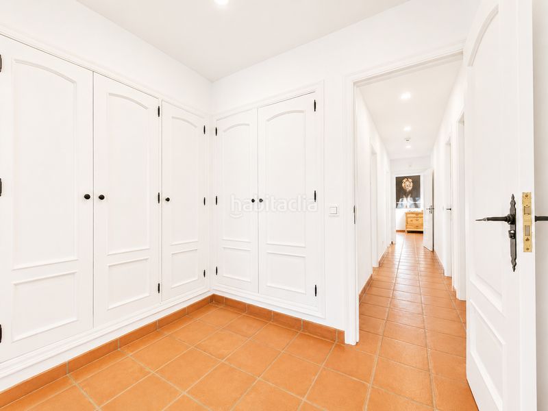 Foto d6550e26-d6f7-47b4-9992-3d2561696368. Casa amb aparcament piscina a Sotogrande alto Sotogrande