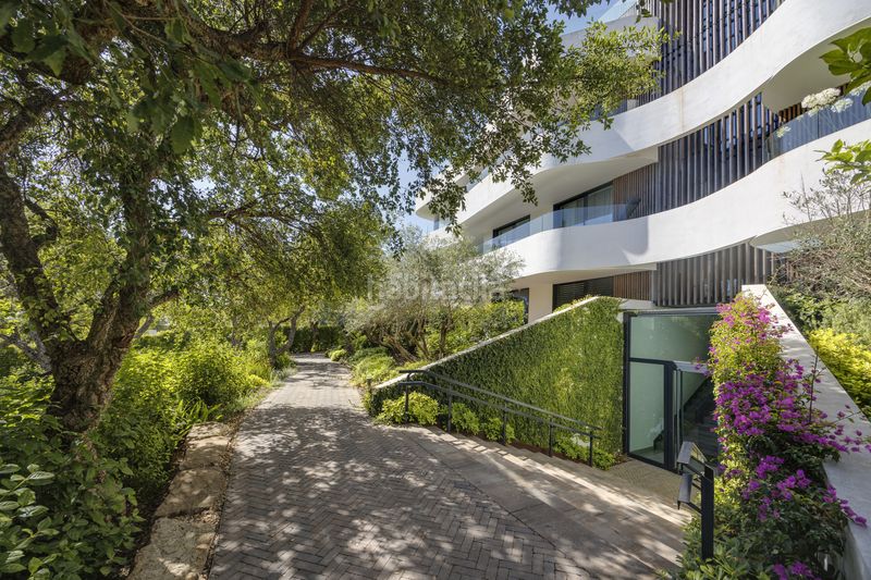 Foto 82a1c031-c860-4f6e-b71d-816f07ca3e6e. Apartament amb aparcament piscina a Sotogrande alto Sotogrande