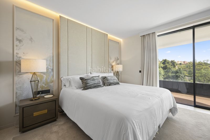 Foto 8d83a72f-619f-40ab-aede-32ead0d120de. Apartament amb aparcament piscina a Sotogrande alto Sotogrande